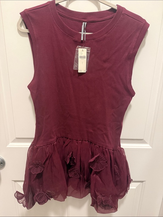 Anthropologie Tops - Women’s Sleeveless Burgundy Tulle Hem top, NWT. L